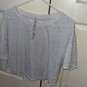 Lululemon cropped white shirt
